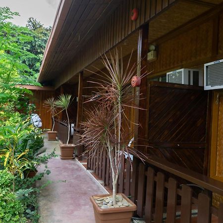 אל נידו Telesfora Beach Cottage מראה חיצוני תמונה