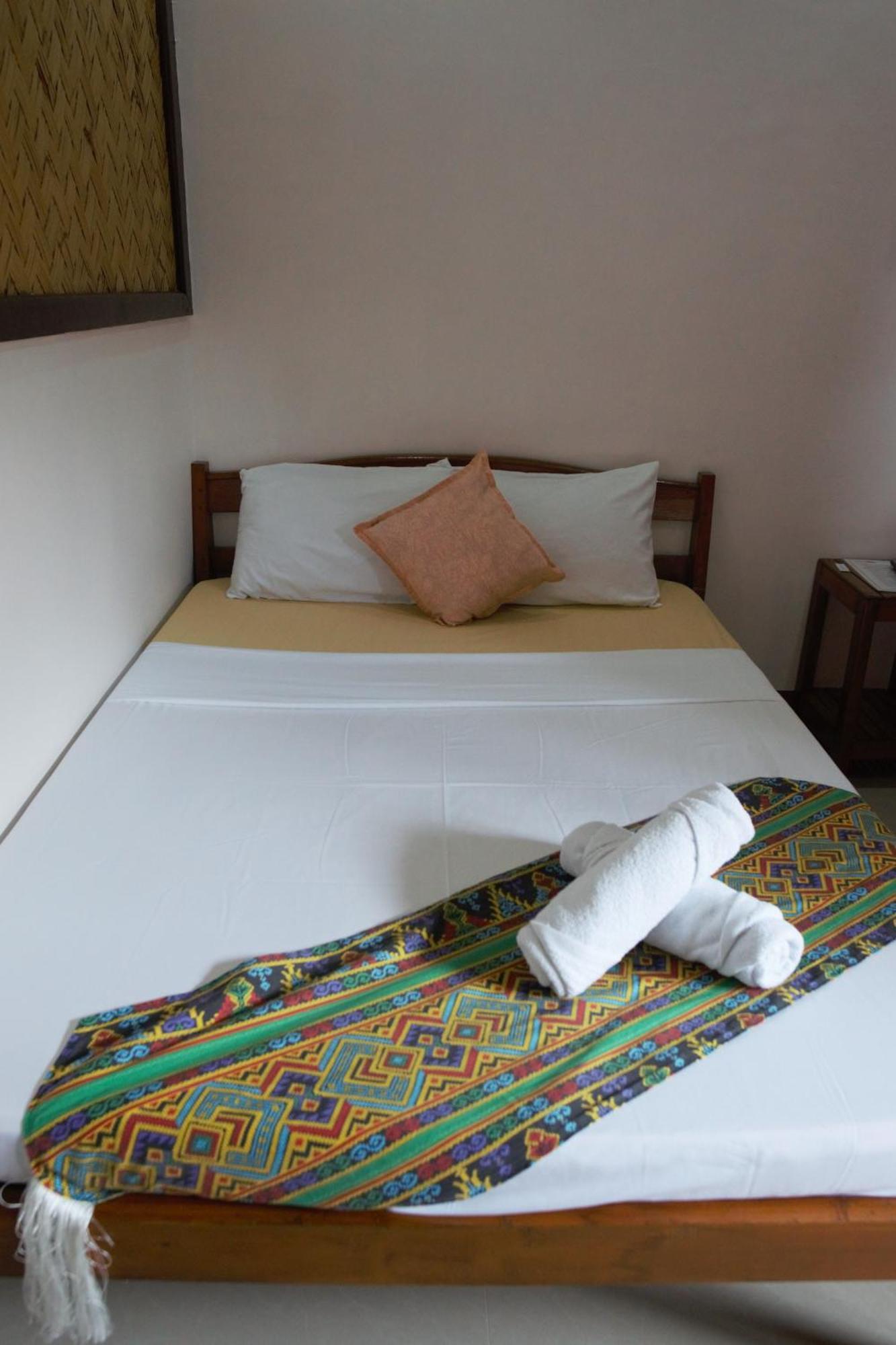 אל נידו Telesfora Beach Cottage מראה חיצוני תמונה